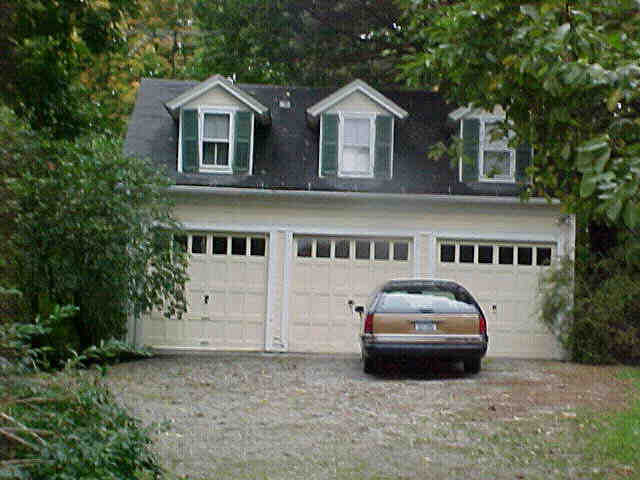 Building photograph for 457 TWIN LAKES ROAD